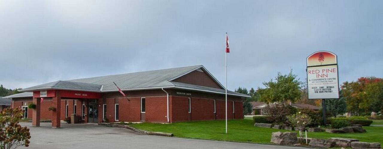 Red Pine Inn & Conference Centre Alliston Eksteriør bilde
